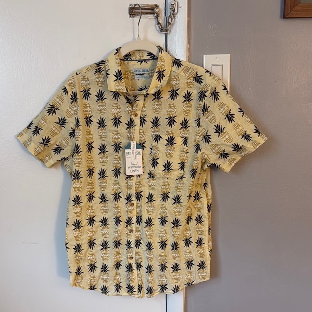 Tenth and Ocean Yellow and Black Men's Shirt